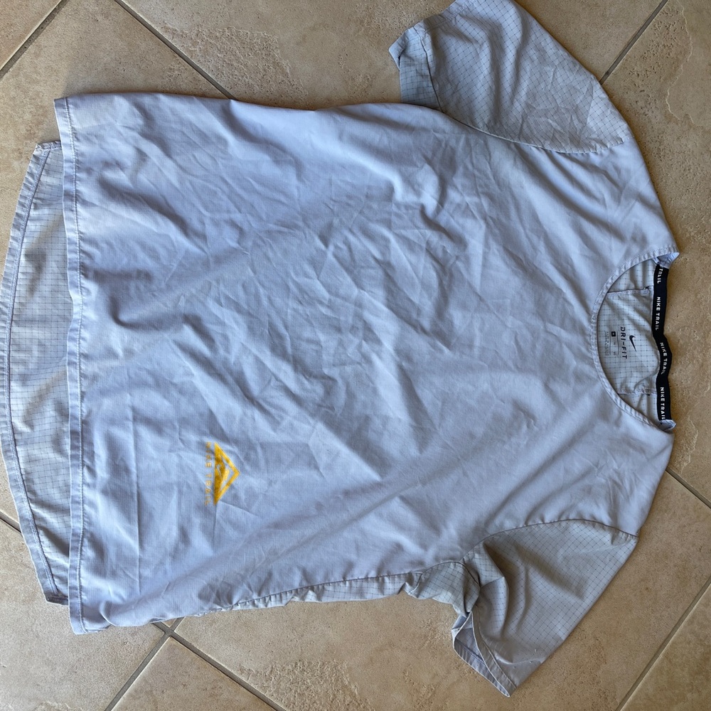 Nike Trail T-Shirt